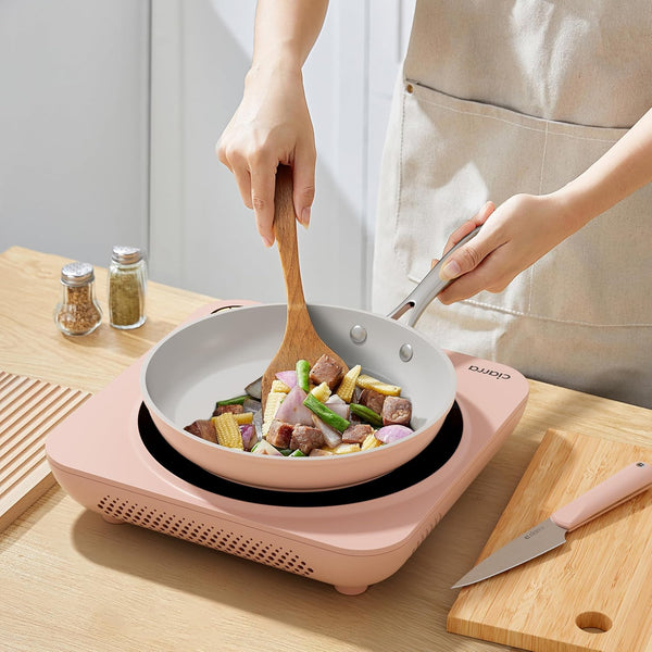 Kleine Küche? Kein Problem! Wie eine Induktionskochplatte das Kochen erleichtert